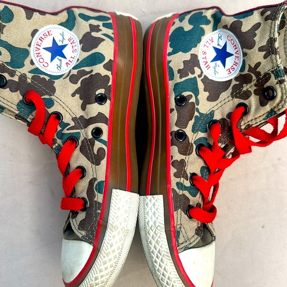Converse boys Size 1, custom ID sneakers one of a kind sneaker. - Picture 2 of 5